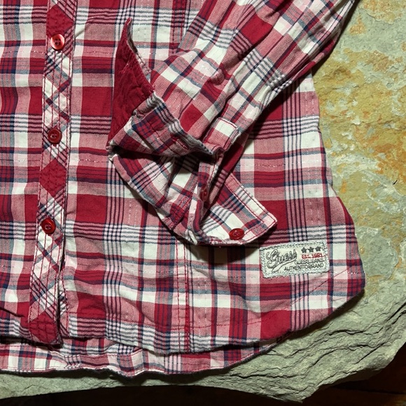 size S - Guess Cheery Cherry Plaid sparkly pretty fitted feminine classic style - Picture 2 of 16